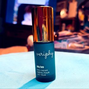 New! Veriphy 20/20 Eye Cream